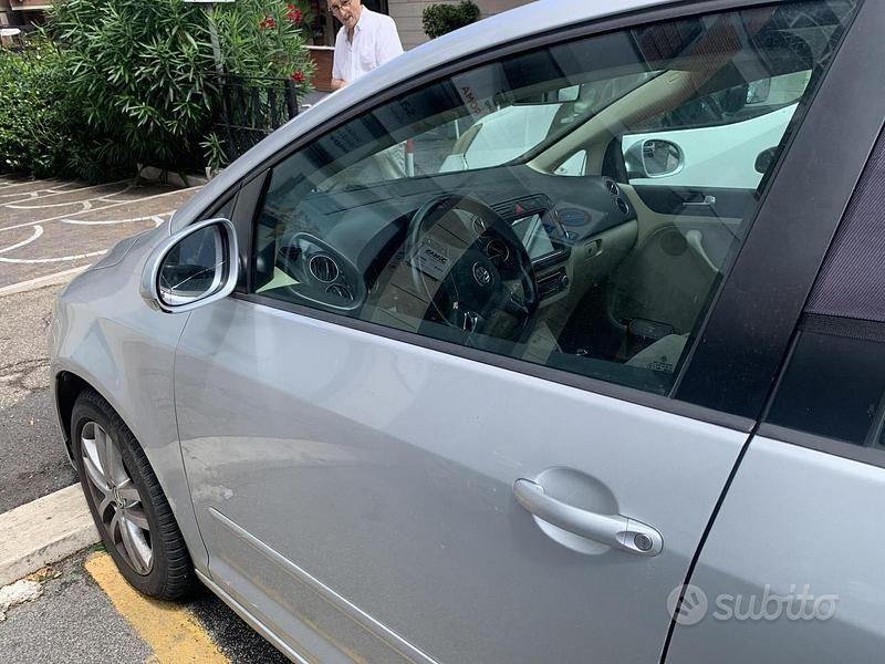 Usata VW Golf Plus Cross Highline 140 CV (102 kW) 2010 Grigio Monovolume