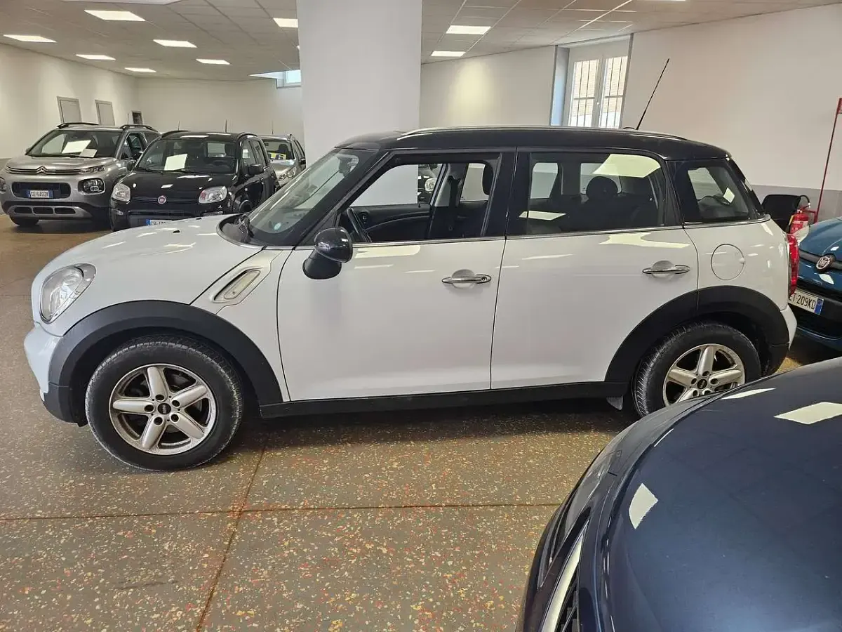 Usata Mini Cooper Countryman 122 CV (89 kW) 2013 Bianco SUV