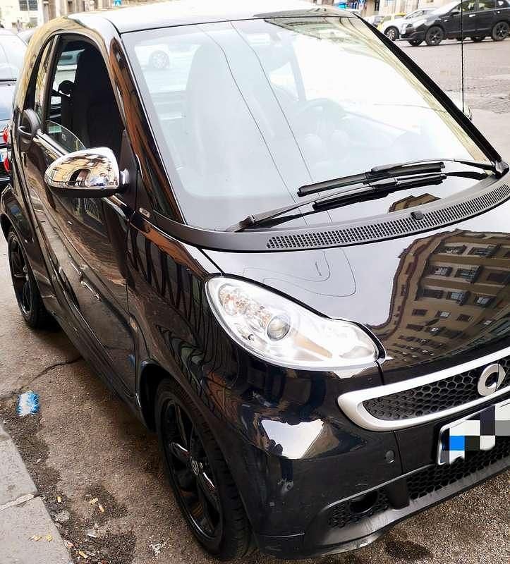 Nero Usata 2014 Smart ForTwo Coupé Due volumi | 8500 € (Super prezzo) - Immagine 1/2