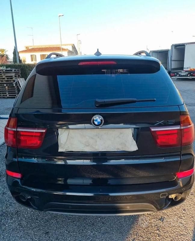 Begagnad BMW X5 245 HK (180 kW) 2012 Svart SUV