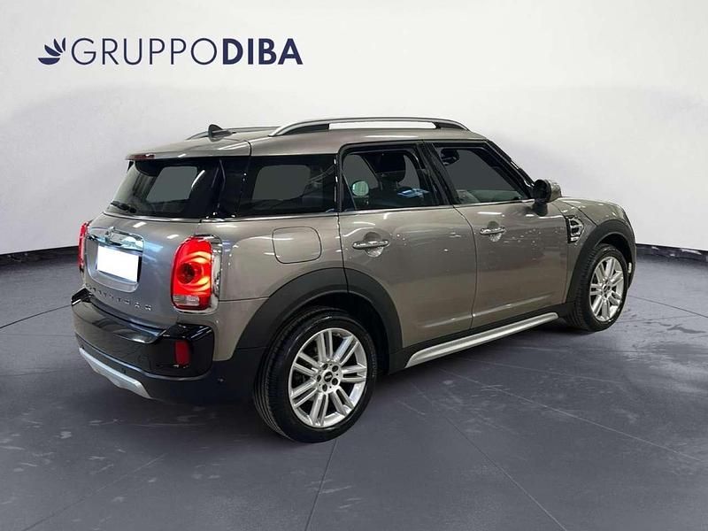 Usata Mini One Countryman Hype 102 CV (75 kW) 2018 Grigio SUV