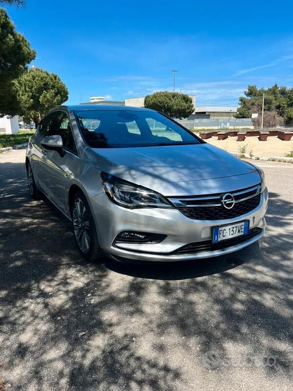 Usata Opel Astra 136 CV (100 kW) 2016 Grigio Berlina