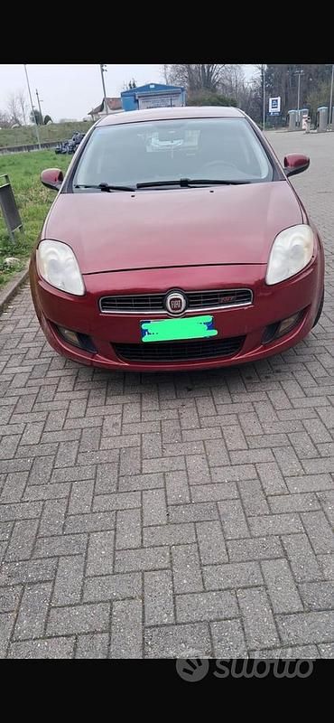 Usata Fiat Bravo 80 CV (58 kW) 2007 Rosso Utilitaria