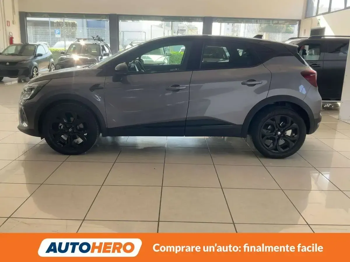 Usata Renault Captur Rive Gauche 145 CV (106 kW) 2022 Grigio SUV