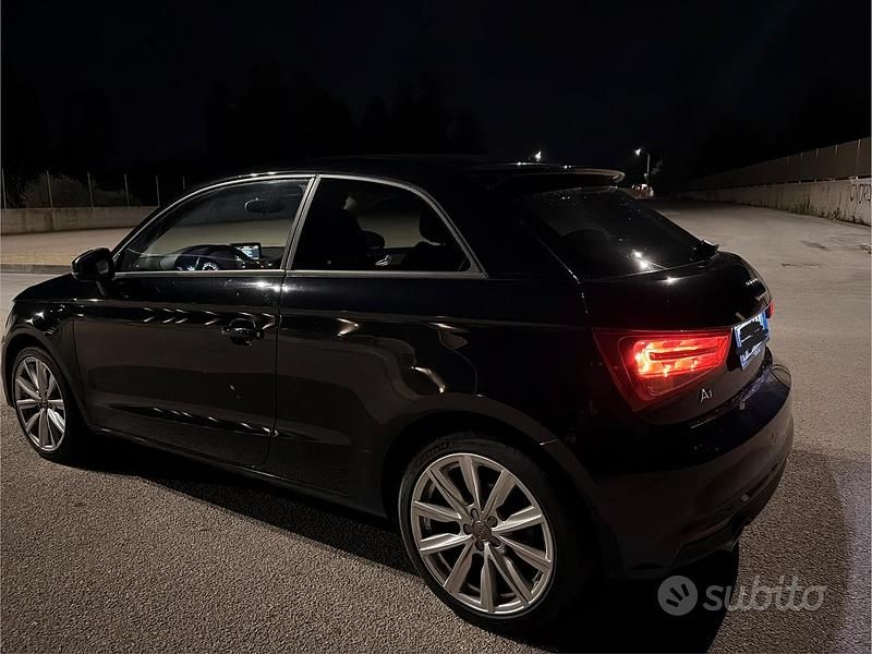 Usata Audi A1 115 CV (84 kW) 2015 Nero Utilitaria
