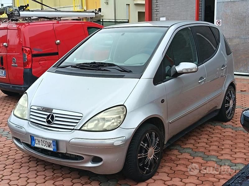 Usata Mercedes A140 82 CV (60 kW) 2003 Grigio Berlina