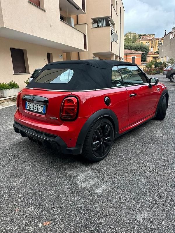 Usata Mini John Cooper Works Cabriolet 231 CV (169 kW) 2016 Rosso Cabrio