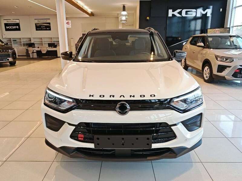 Nuova Ssangyong (KGM) Korando 163 CV (119 kW) 2025 Bianco pastello SUV