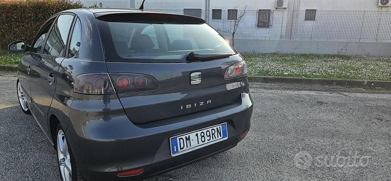 Usata Seat Ibiza Stylance 2007 Grigio Utilitaria
