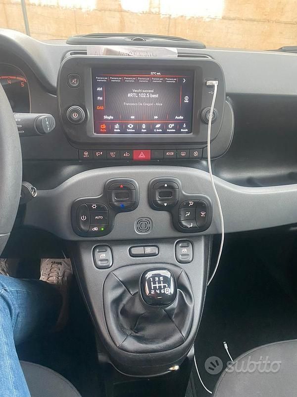 Usata 2023 Fiat Panda Cross Cross Due volumi | 14.000 € (Cara) - Immagine 1/4