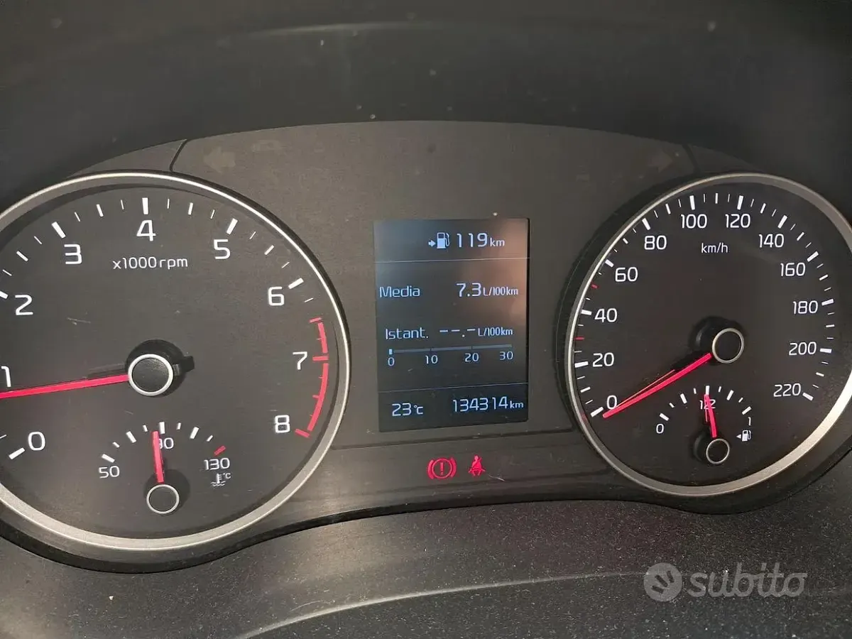 Usata Kia Stonic 100 CV (73 kW) 2020 Grigio SUV