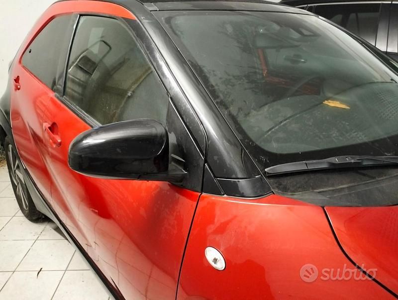 Usata Toyota Aygo X 72 CV (52 kW) 2021 Rosso SUV