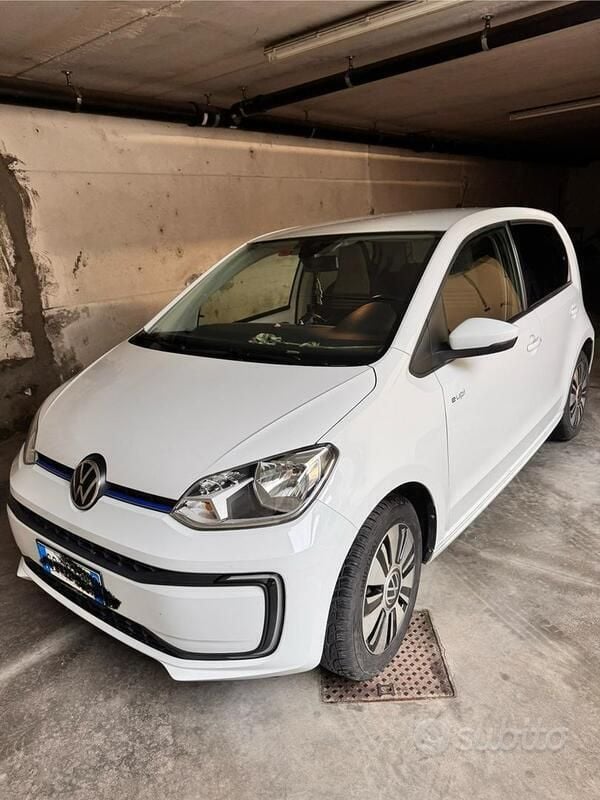 Bianco Usata 2020 VW e-up! Due volumi | 9000 € (Super prezzo) - Immagine 1/4