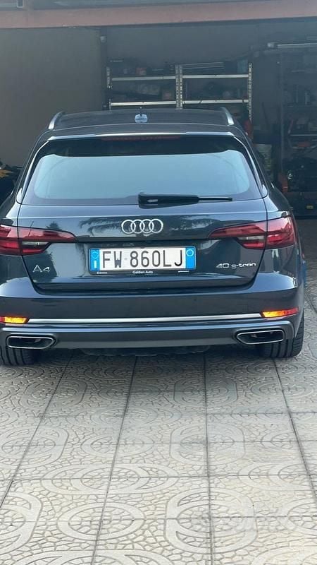 Usata Audi A4 170 CV (125 kW) 2019 Grigio Berlina