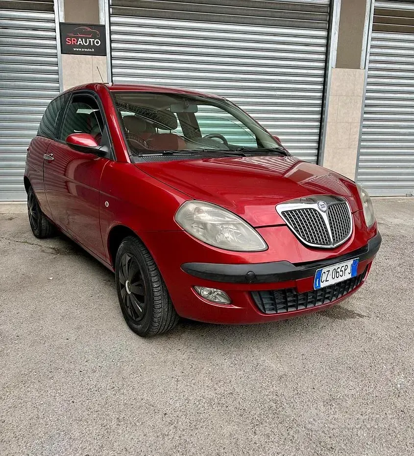 Usata Lancia Ypsilon 69 CV (50 kW) 2006 Rosso Utilitaria