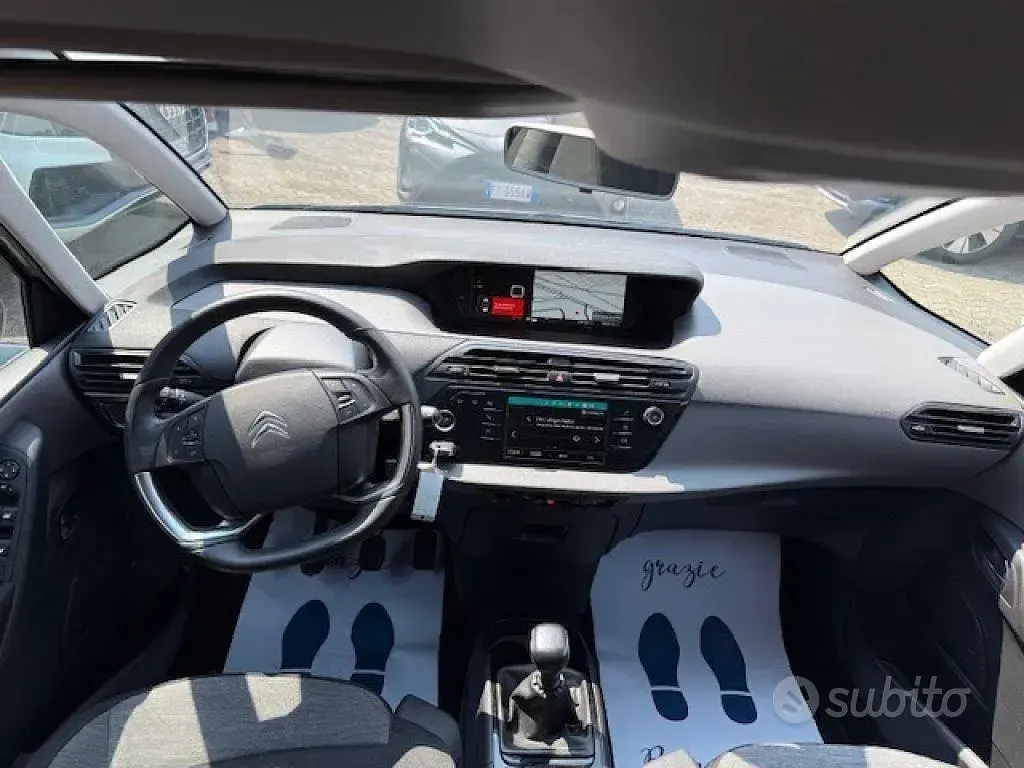 Usata Citroën C4 SpaceTourer Feel 131 CV (96 kW) 2022 Grigio scuro Monovolume