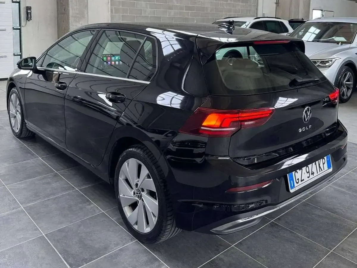 Usata VW Golf VIII Style 150 CV (110 kW) 2025 Nero Berlina