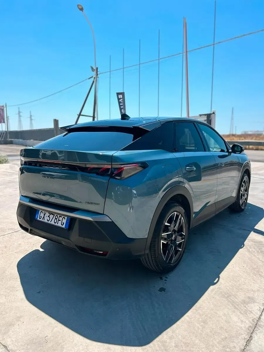 Usata Peugeot 3008 GT 135 CV (99 kW) 2025 Blu SUV
