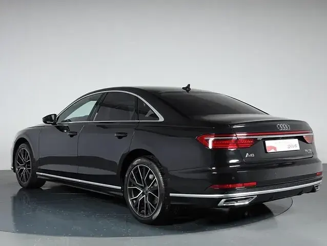 Usata Audi A8 Comfort 286 CV (210 kW) 2021 Nero Berlina