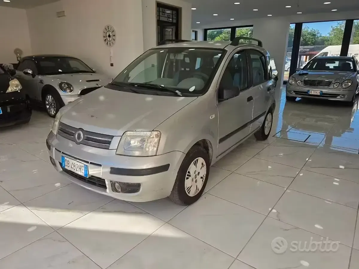 Usata Fiat Panda Dynamic 60 CV (44 kW) 2006 Grigio Utilitaria