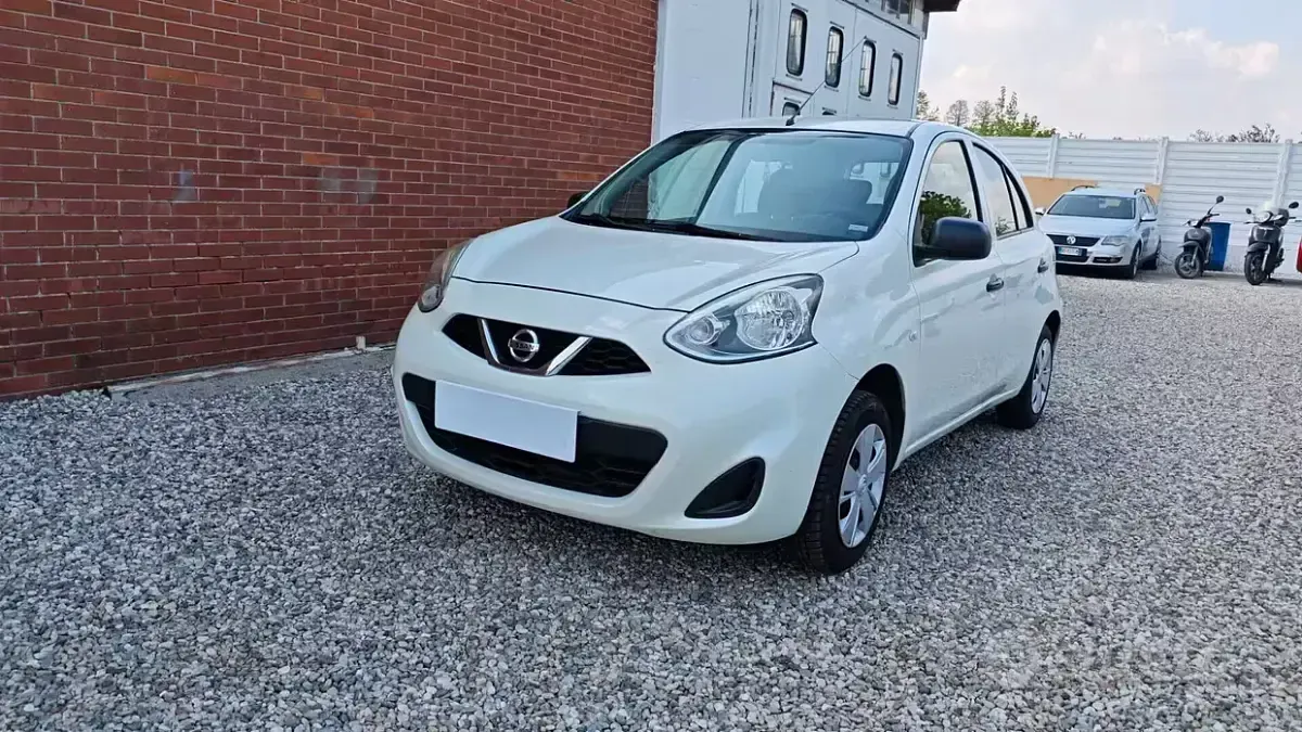 Usata Nissan Micra Comfort 80 CV (58 kW) 2017 Bianco Utilitaria
