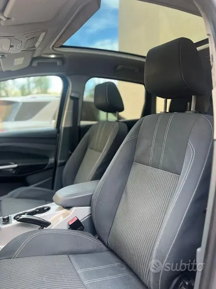Usata Ford C-MAX 115 CV (84 kW) 2011 Monovolume