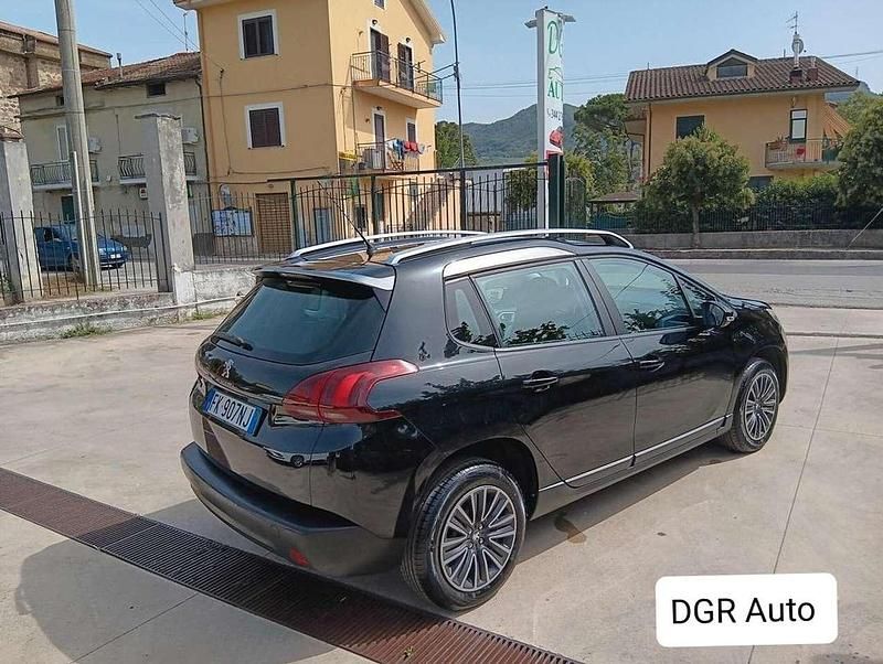 Usata Peugeot 2008 99 CV (72 kW) 2017 Nero SUV