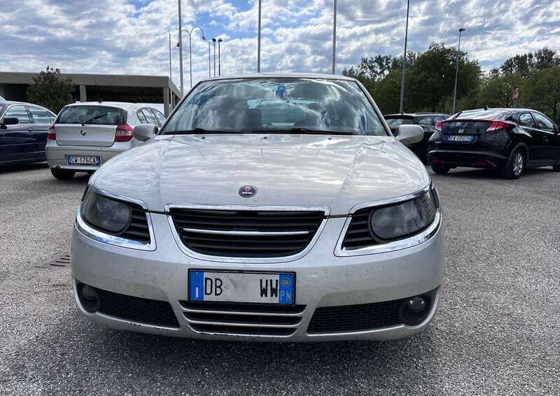 Argento Usata 2006 Saab 9-5 Vector Tre volumi | 2999 € - Immagine 1/4