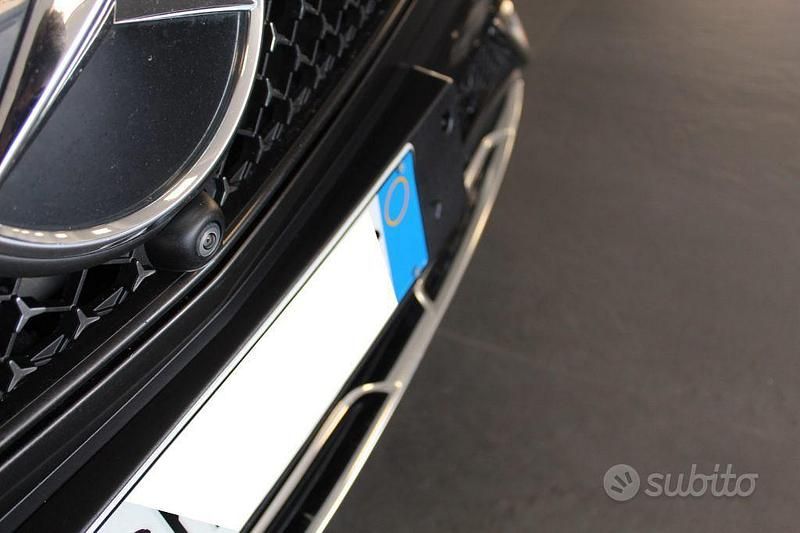 Usata Mercedes GLC220 Premium 197 CV (144 kW) 2023 Nero SUV