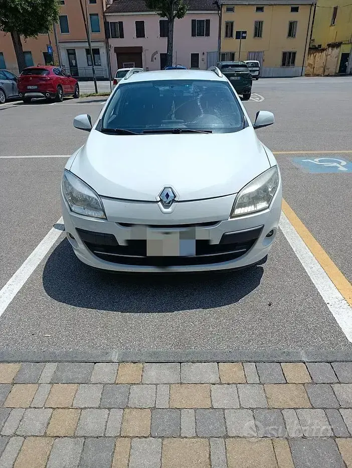 Usata Renault Mégane GrandTour 110 CV (80 kW) 2009 Bianco Station wagon