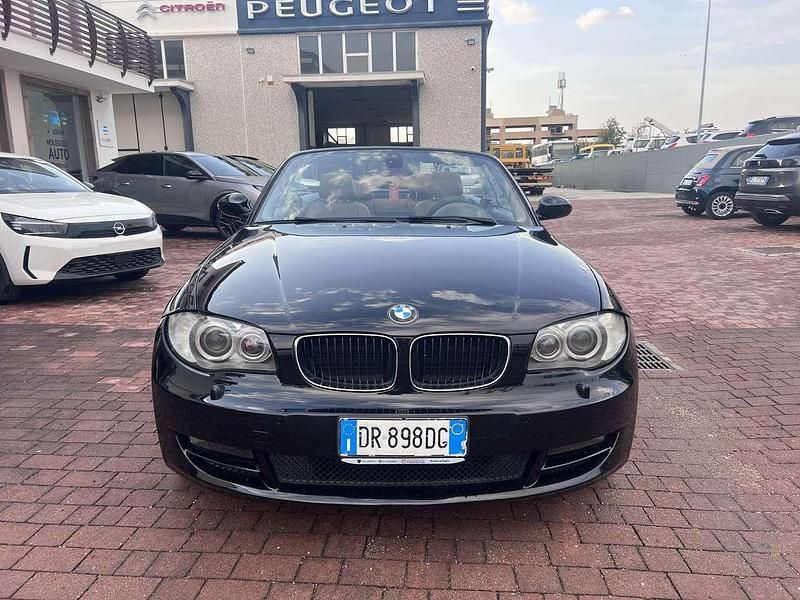Nero Usata 2008 BMW 120 Cabriolet Cabrio | 7950 € (Ottimo prezzo) - Immagine 1/4