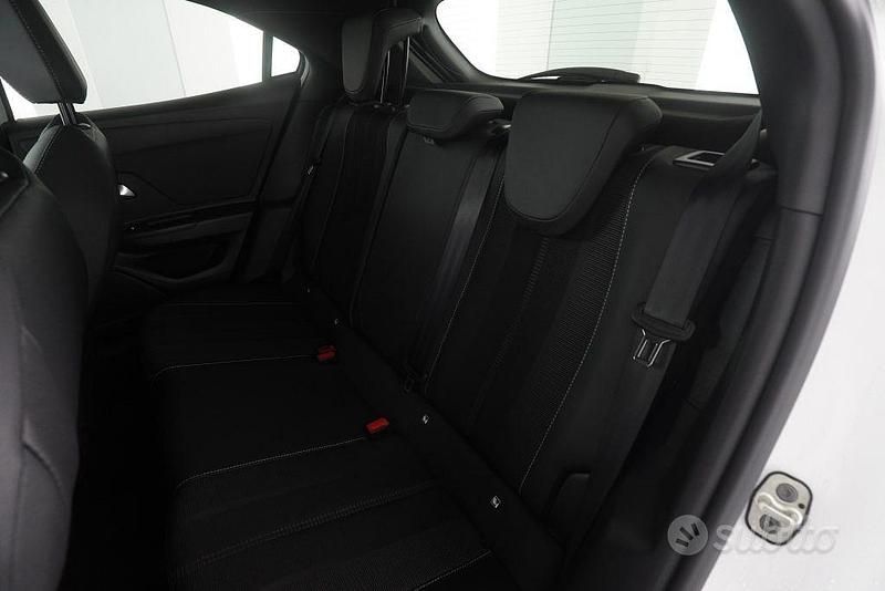 Usata Opel Mokka 131 CV (96 kW) 2024 Bianco SUV