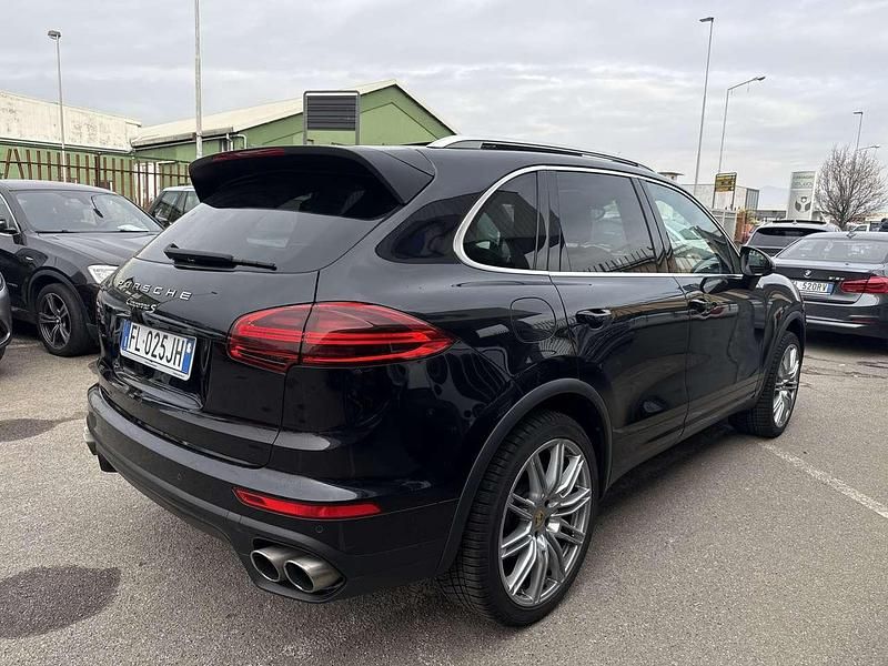Usata Porsche Cayenne 382 CV (280 kW) 2016 Nero SUV