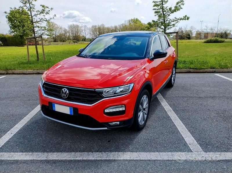 Usata VW T-Roc Style 110 CV (80 kW) 2021 Rosso SUV