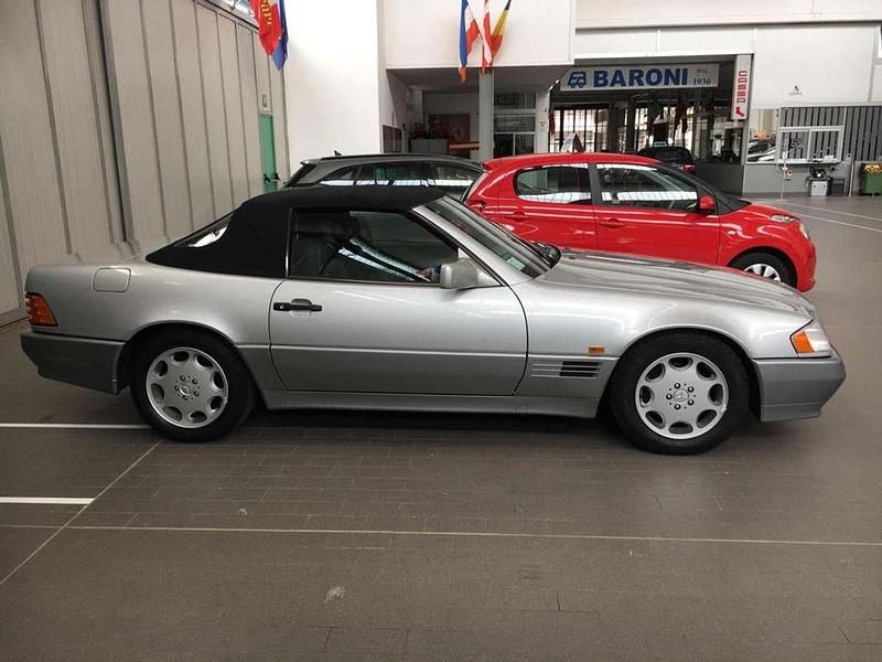 Usata Mercedes SL320 231 CV (169 kW) 1994 Argento Cabrio