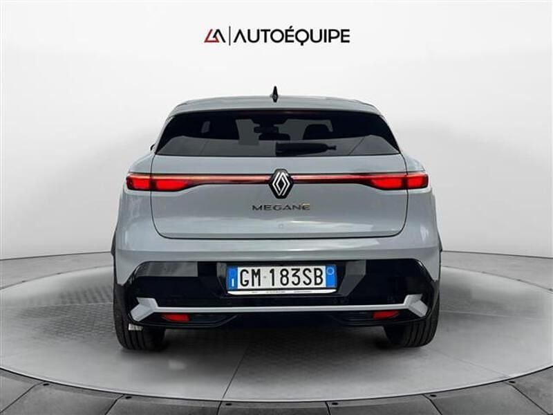 Begagnad Renault Megane E-Tech Techno 161 kW (220 HK) 2023 Grå
