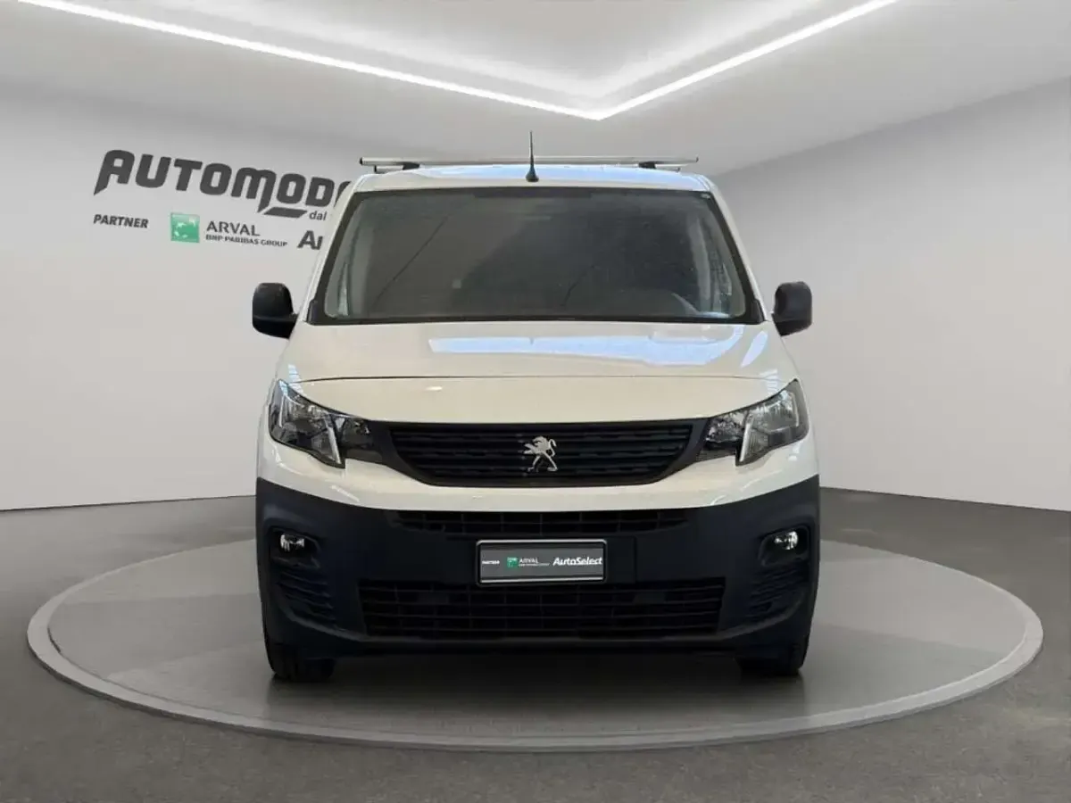 Usata Peugeot Partner 102 CV (75 kW) 2021 Bianco Monovolume
