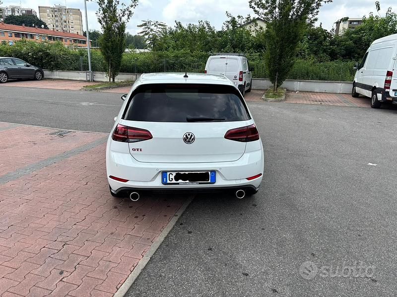 Usata VW Golf VII GTI 245 CV (180 kW) 2019 Bianco Berlina