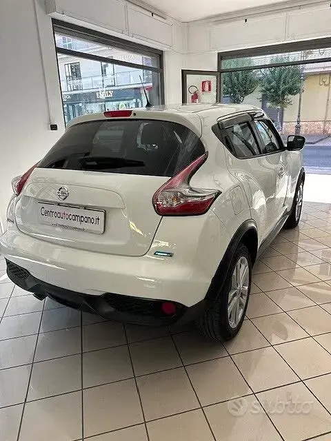 Usata Nissan Juke Tekna 110 CV (80 kW) 2015 Bianco SUV