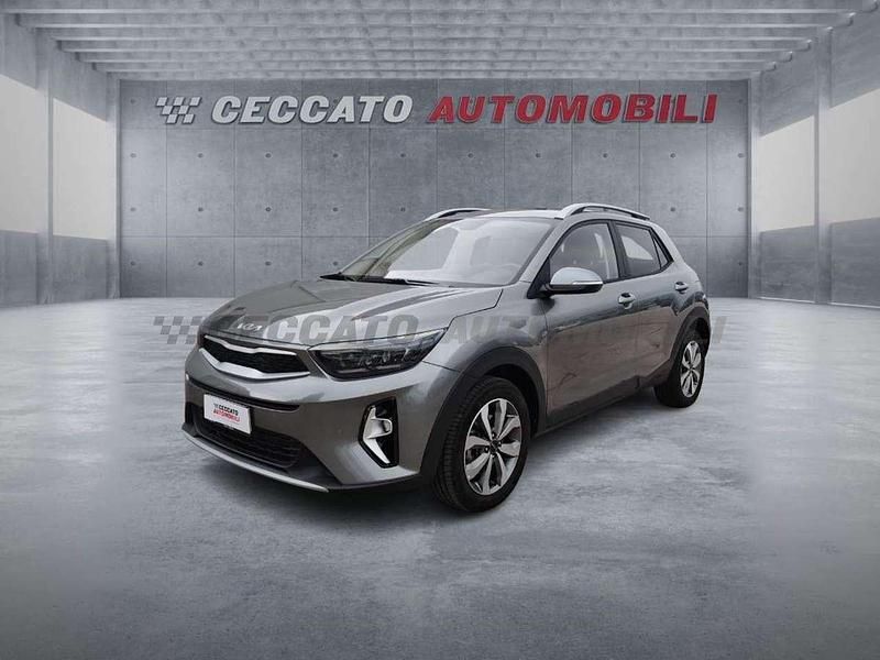 Grigio Usata 2025 Kia Stonic Style SUV | 14.469 € (Super prezzo) - Immagine 1/4