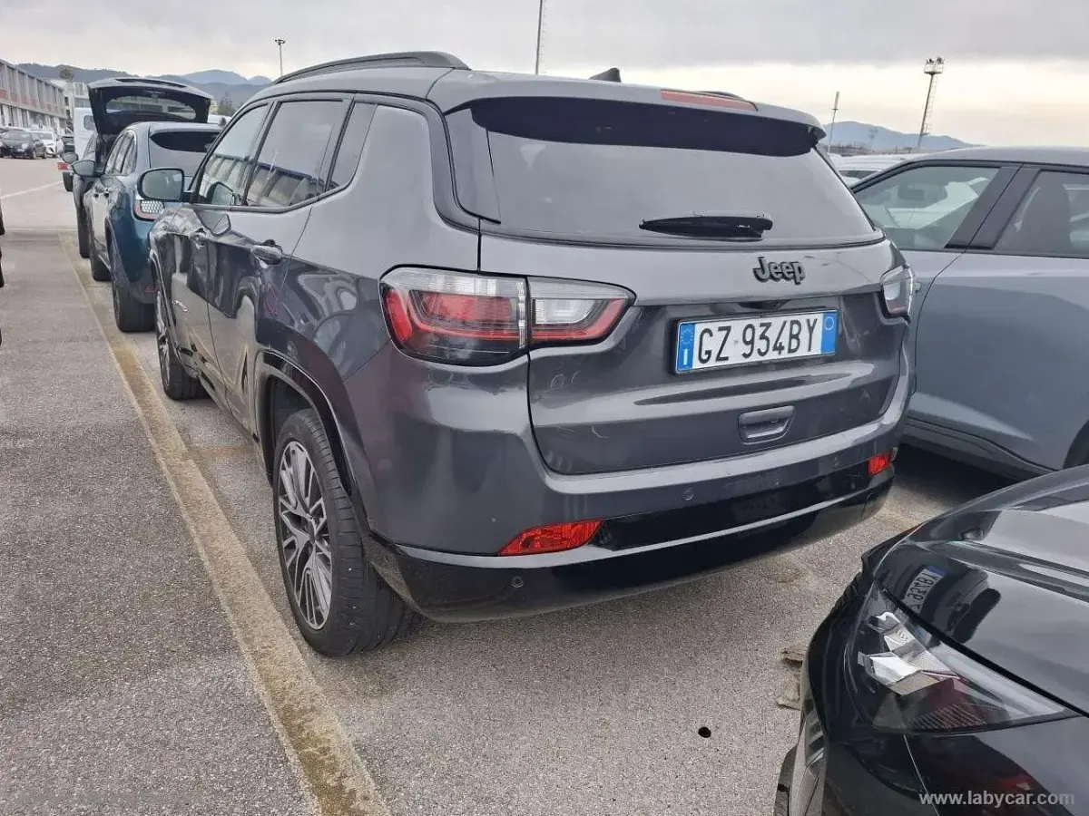 Usata Jeep Compass Summit 131 CV (96 kW) 2025 Grigio SUV
