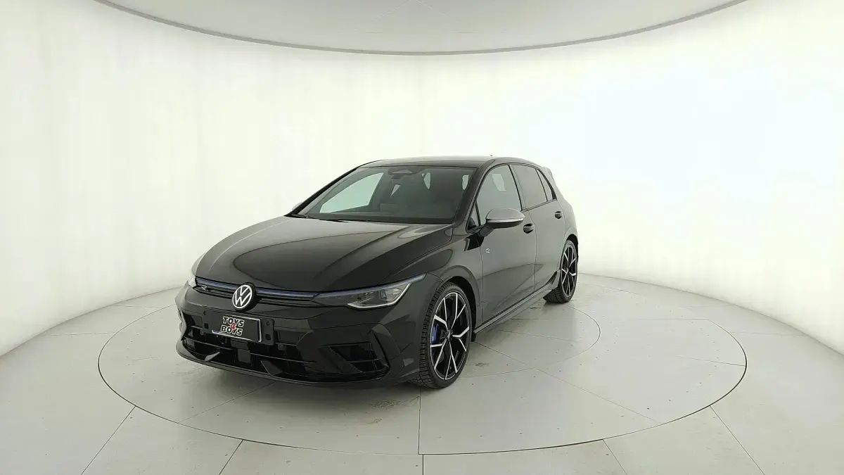 Usata VW Golf VIII Black Edition 333 CV (244 kW) 2026 Berlina