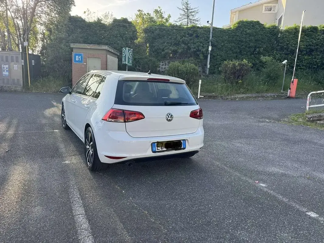 Usata VW Golf Sportsvan Highline 110 CV (80 kW) 2015 Monovolume