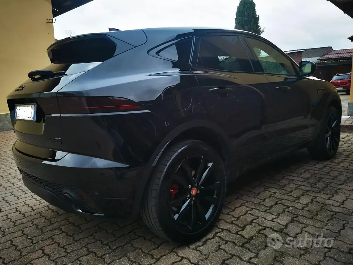 Usata Jaguar E-Pace 200 CV (147 kW) 2019 Nero SUV