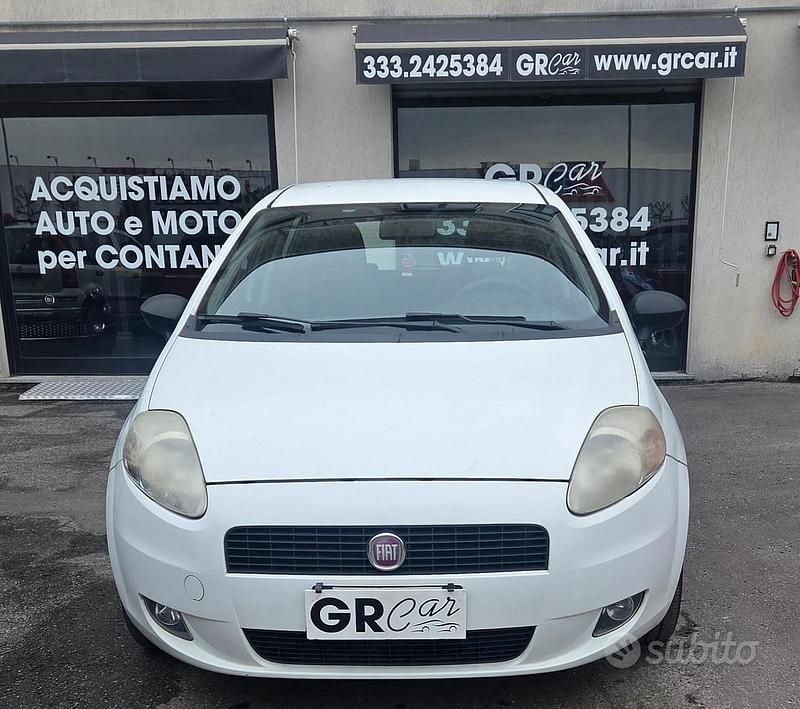 Usata Fiat Grande Punto S 75 CV (55 kW) 2011 Bianco Utilitaria