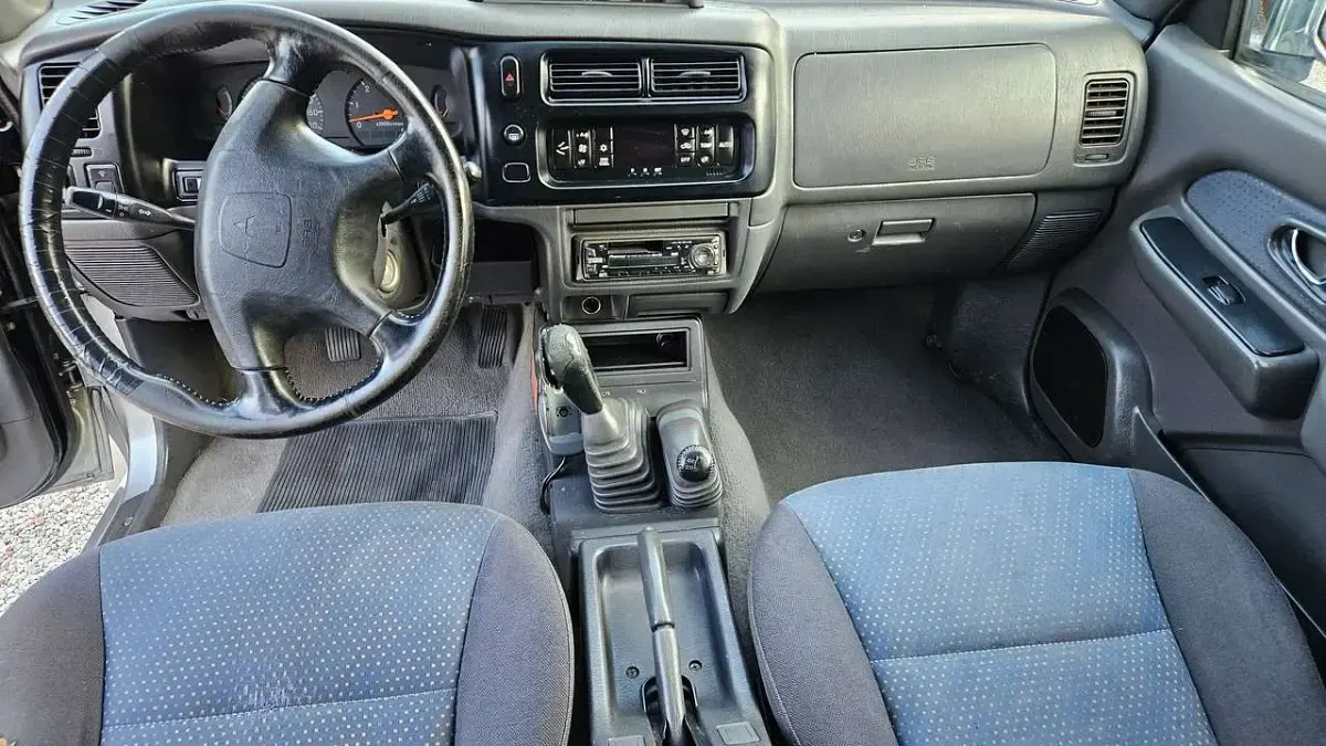 Usata Mitsubishi L200 116 CV (85 kW) 2002 Nero Pick-up