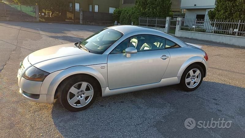 Usata Audi TT 180 CV (132 kW) 2002 Grigio Coupé