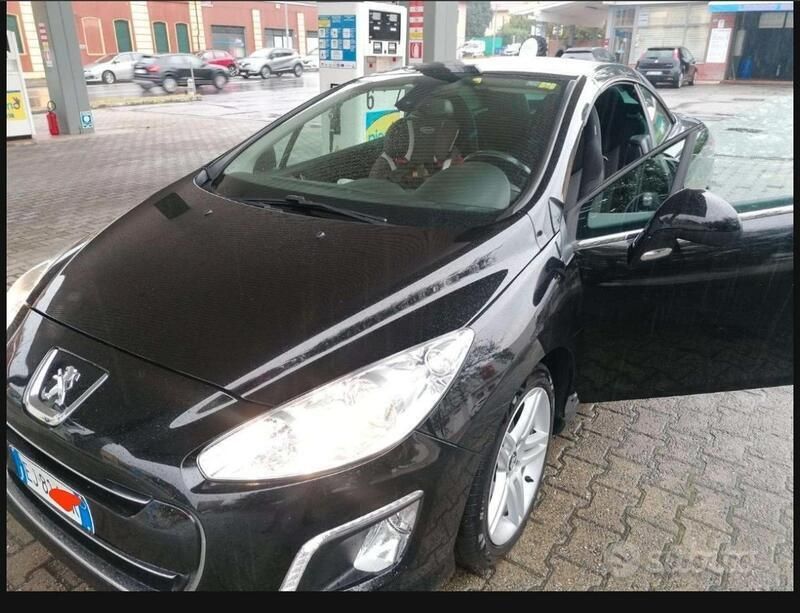 Usata Peugeot 308 CC 98 CV (72 kW) 2011 Nero Cabrio