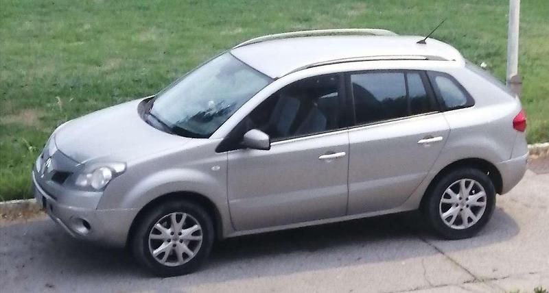 Usata 2008 Renault Koleos Dynamique SUV | 4700 € (Buon prezzo) - Immagine 1/4