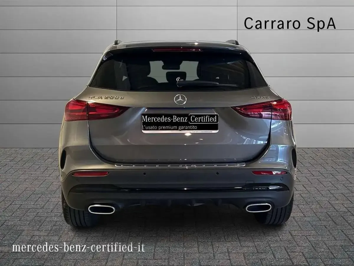 Usata Mercedes GLA200 Advanced Plus 150 CV (110 kW) 2025 Grigio montagna SUV